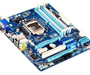 Gigabyte H77   - GA-H77M-D3H            