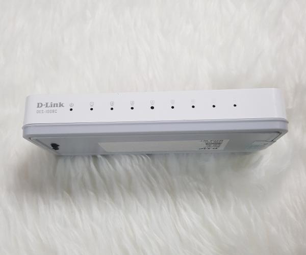Switch D-LINK DES-1008C