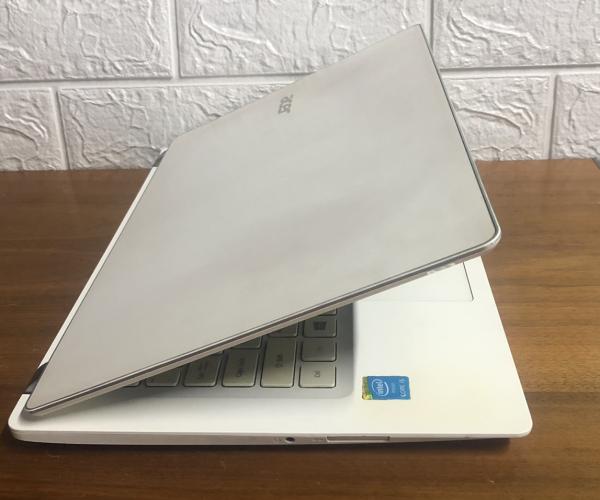 LAPTOP ACER ASPIRE V3 V3-371-59PS (I5-4210U/8G/SSD256GB/13.3 INCH)    