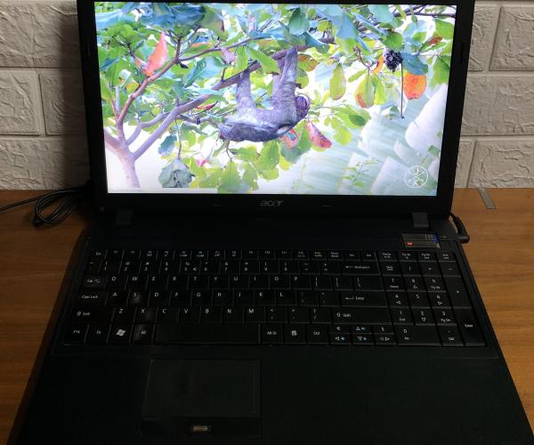 LAPTOP ACER TRAVELMATE 8572T (I5-460M/4G/500GB/15.6 INCH)    