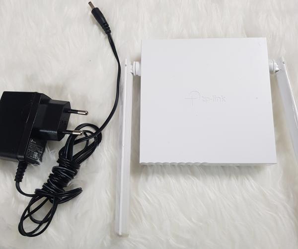 Router Wi-Fi Nhiều Chế Độ Tốc Độ 300Mbps TL-WR820N